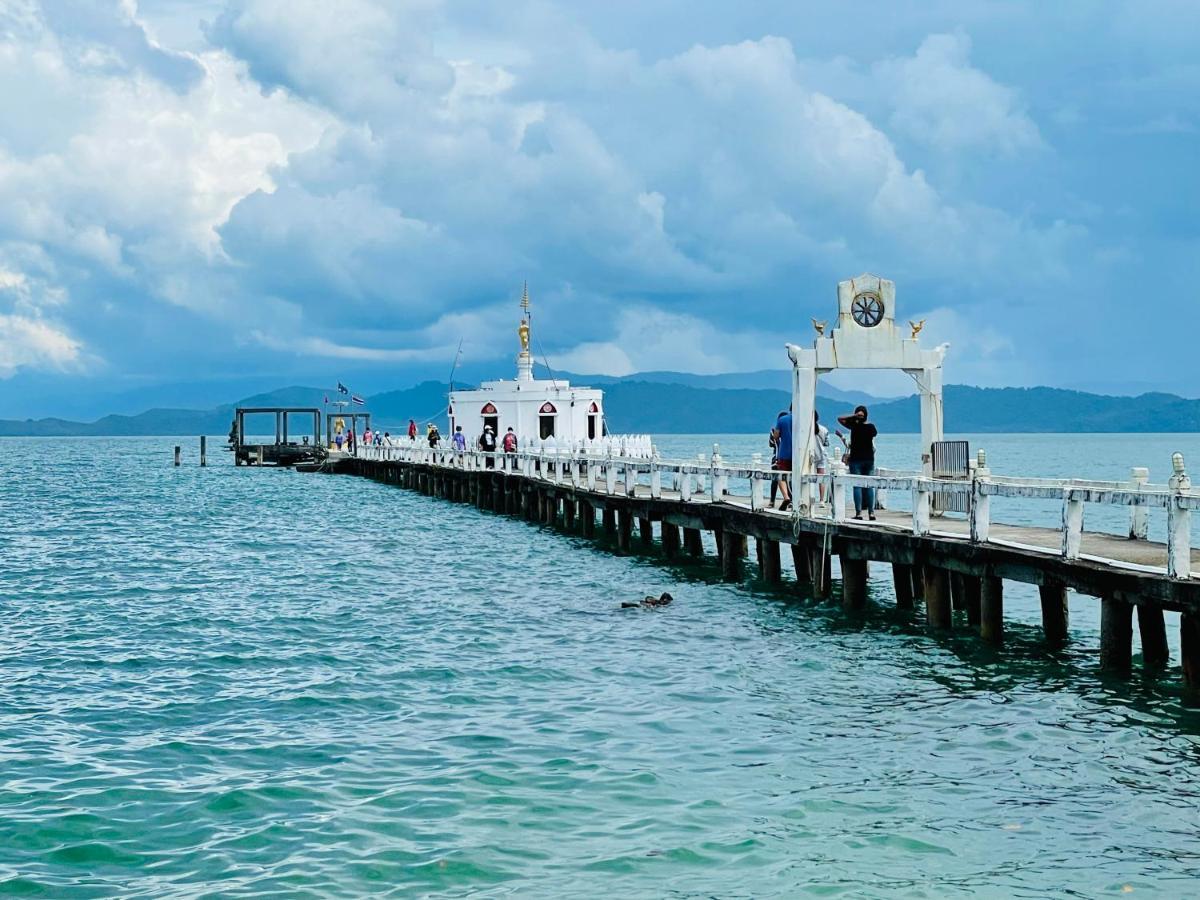 Marina Resort Koh Phayam Ranong Exterior photo